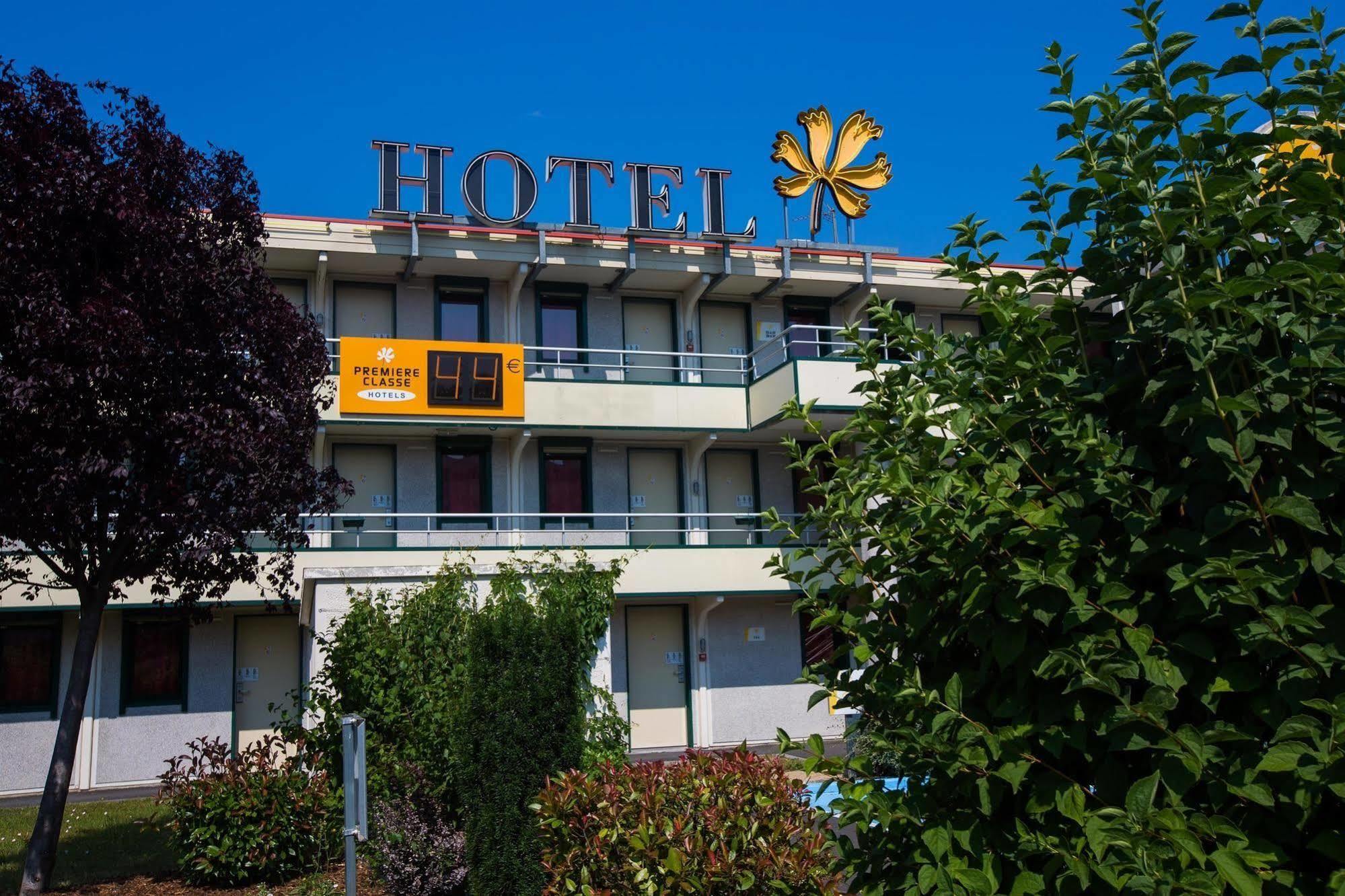 Premiere Classe Clermont Ferrand Nord Exterior foto